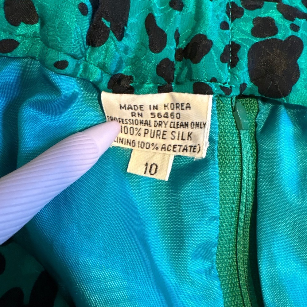 Vintage 100% Pure Silk Green Black Abstract Print Pencil Skirt Size 10 RN 56460 - Picture 4 of 5